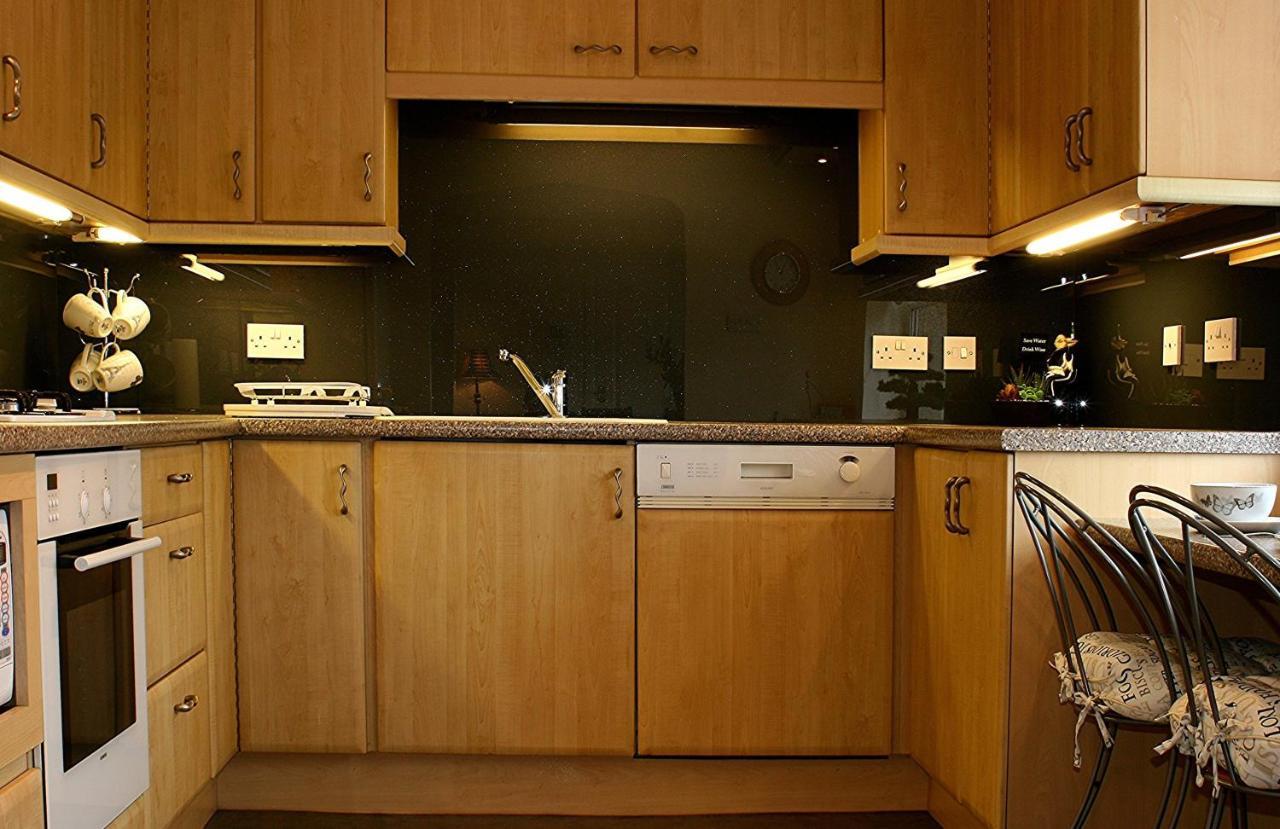 Linden Apartment Stirling Bagian luar foto